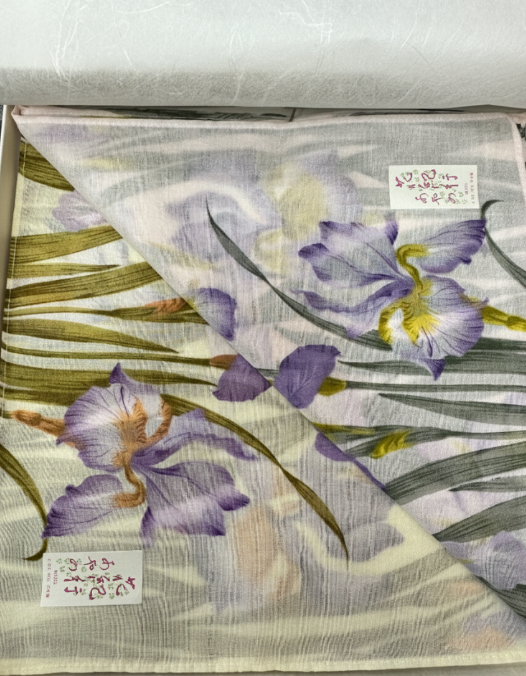 Japanese handkerchieef set with box no used
