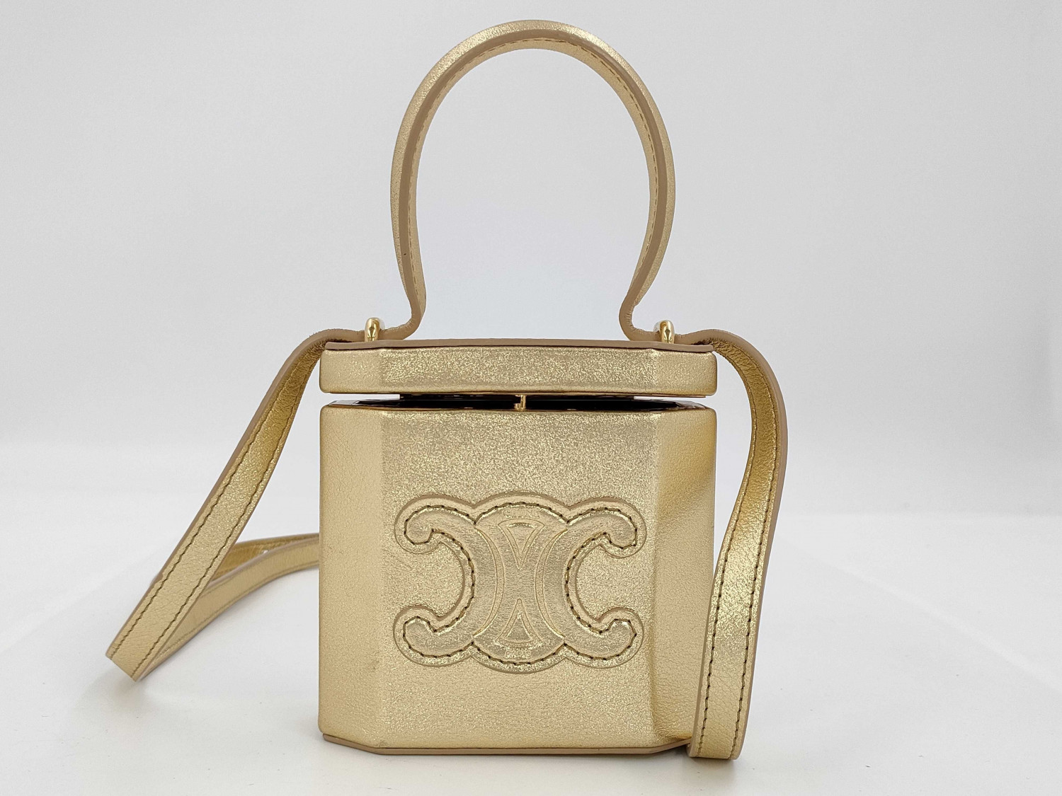 BRAND BAG ブランド・バッグ 2011 秋冬 Vintage Luxury Bags Japan | Authentic Chanel, LV, Hermes | BrandLuxjp