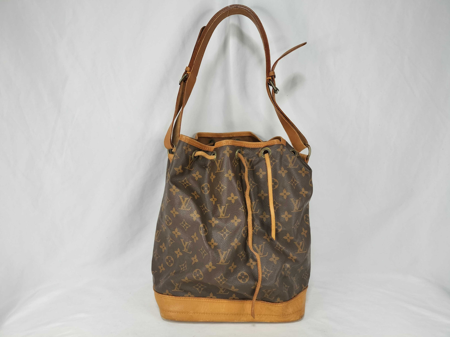 洋書 Bags 状態良好 プレミア Vintage Luxury Bags Japan | Authentic Chanel, LV, Hermes | BrandLuxjp