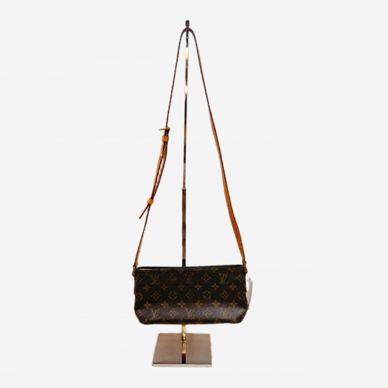 LOUIS VUITTON M51240 Monogram Troter Shoulder Bag