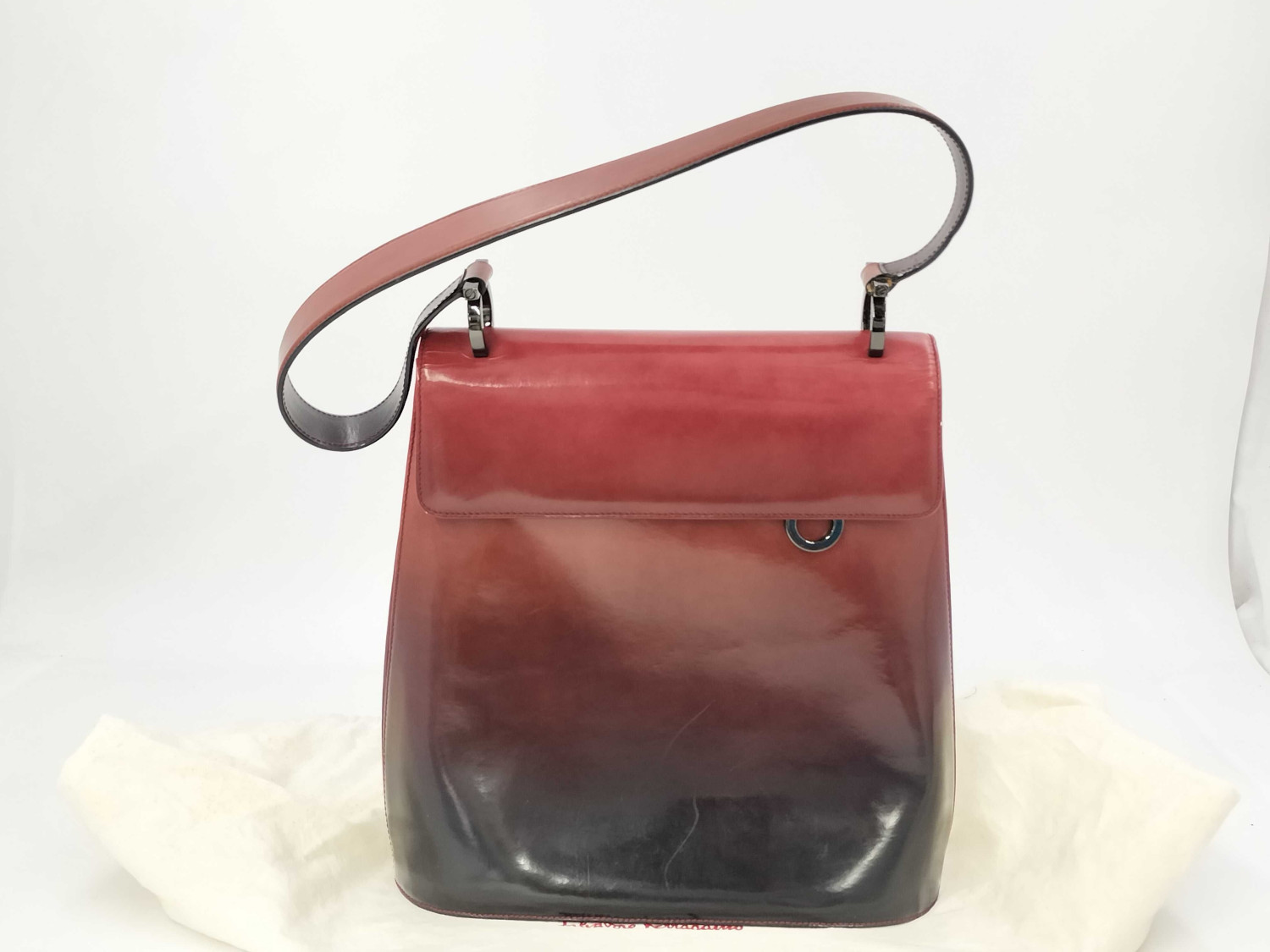Salvatore Ferragamo Enamel Shoulder Bag AQ-217750 Bordeaux